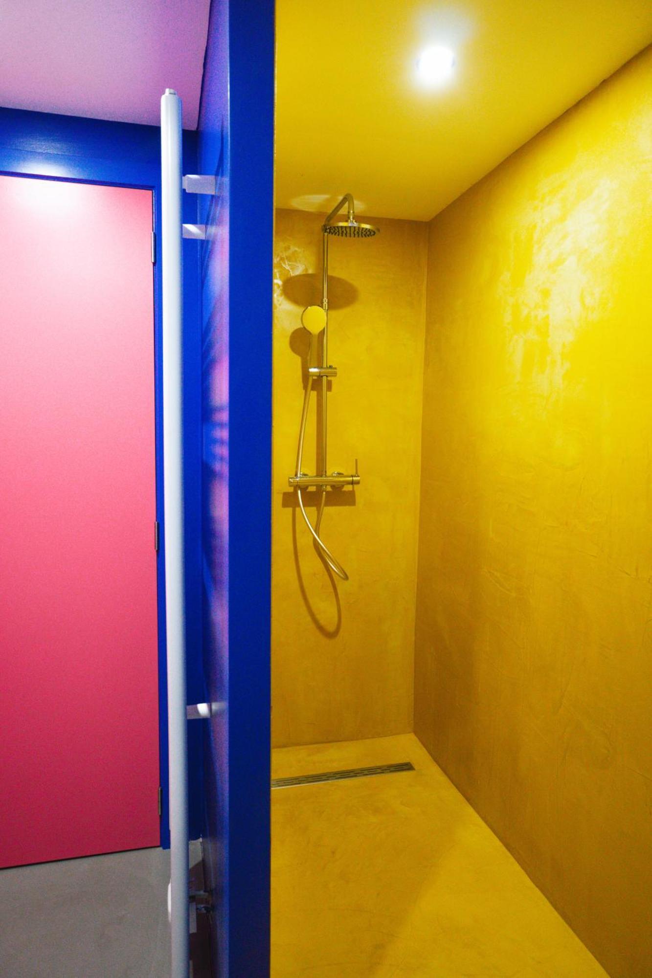 Capsule Boogie-Woogie - Jacuzzi - Sauna - Billard - Jeux - Ecran Geant - Filet Suspendu - Netflix La Louviere Bagian luar foto